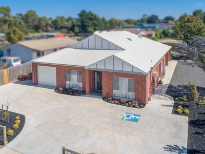 27 Main Street, Romsey