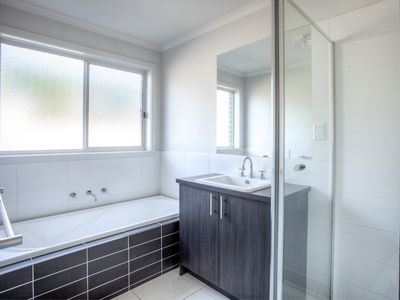 6 Mary Court, Lancefield