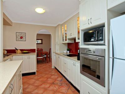 4 Newark Place, St Clair