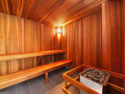 647 / 10 Victoria Park Parade, Zetland