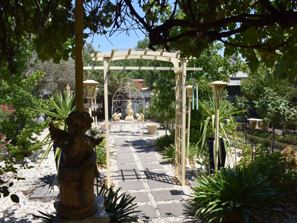 80 Sullivan Street, Inglewood