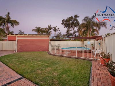 5 Seattle Close, St Clair