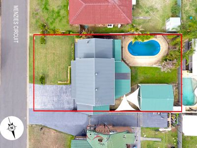 19 Menzies Circuit, St Clair