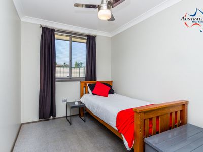 50 Solander Drive, St Clair