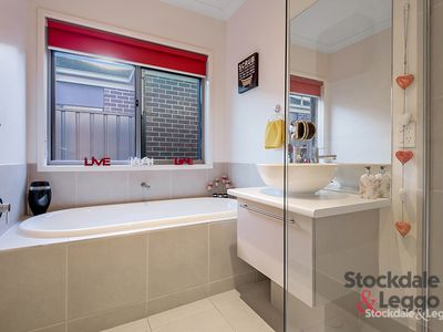 485 Grand Boulevard, Craigieburn