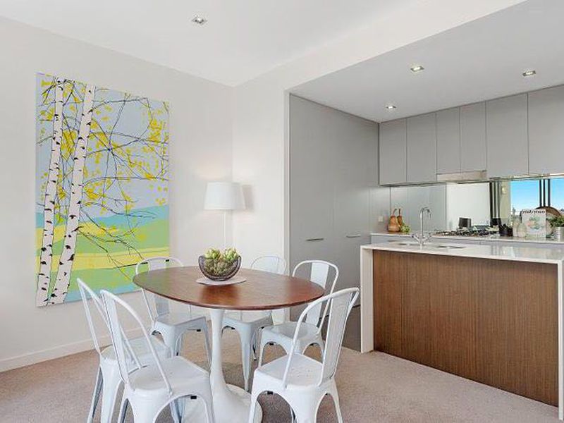 3 Bed / 98 Joynton Avenue, Zetland