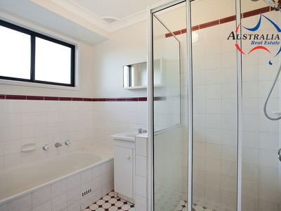 5 Kingfisher Way, St Clair