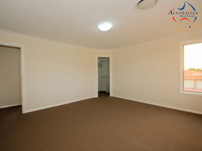 2 / 6 Edmund Blackett Close, St Clair