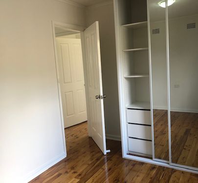 186 Reilly Street Lurnea Infiniti Realty Group