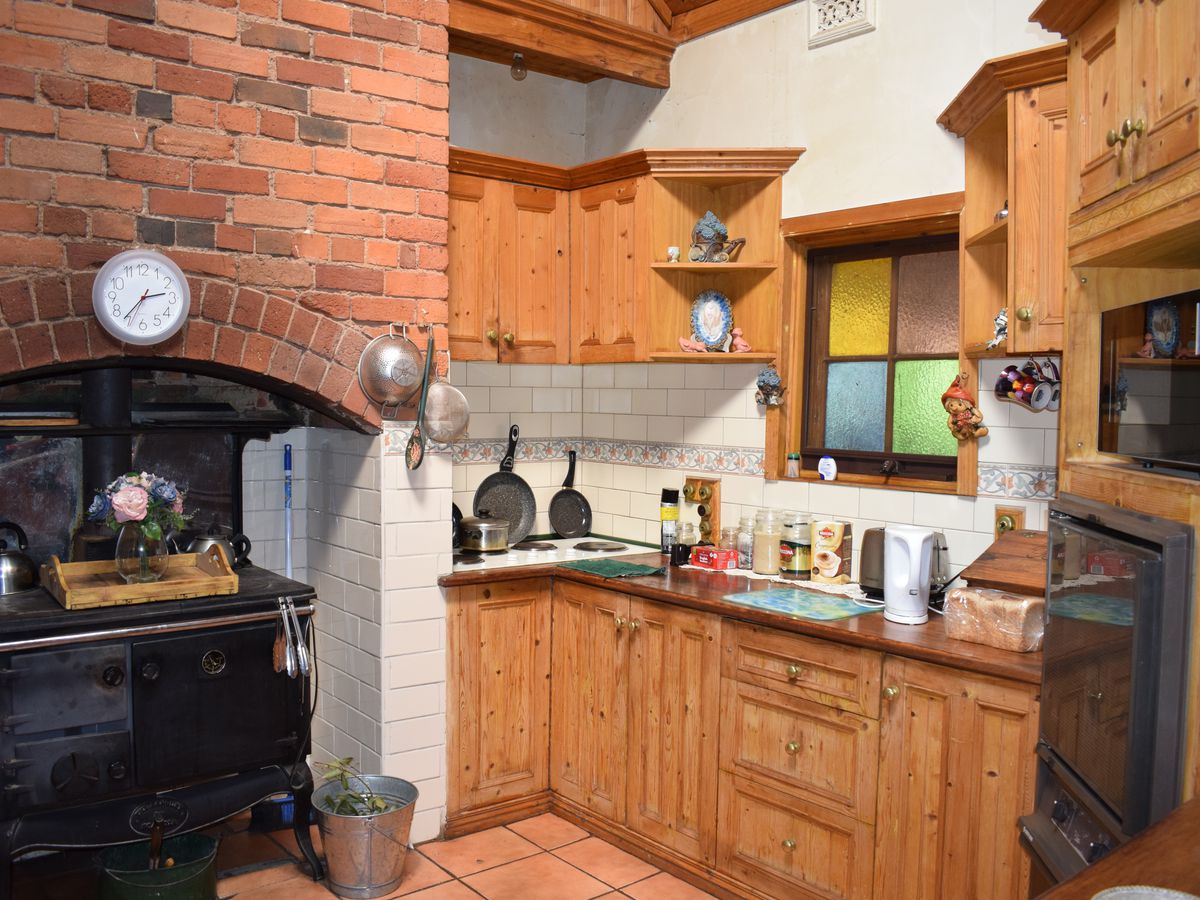 3381 Bridgewater-Maldon Road, Newbridge