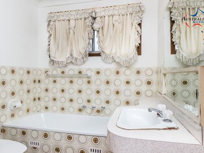 35 Menzies Circuit, St Clair