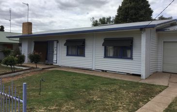 2 Winifred Street, Horsham