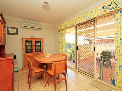 5 Rochford Street, St Clair