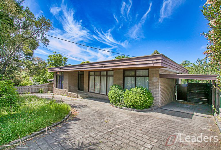 9 SUSAN COURT, Mount Waverley 9 SUSAN COURT, Mount Waverley