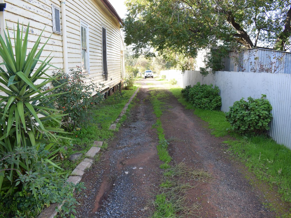 48 Mildura Way, Charlton