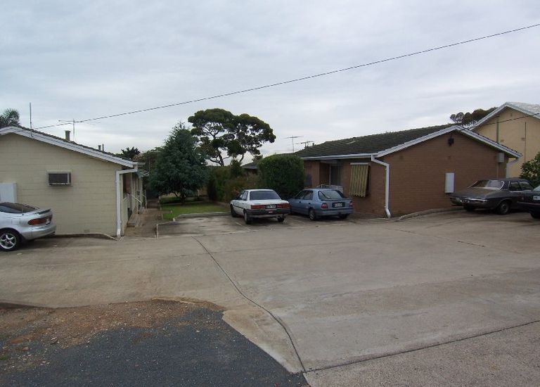 9 / 225 Seacombe Road, South Bri... 9 / 225 Seacombe Road, South Bri...