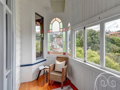 10 Littlebourne Road, Roslyn