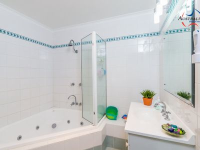 39 Dobell Circuit, St Clair