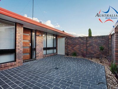 14 Caribou Close, St Clair