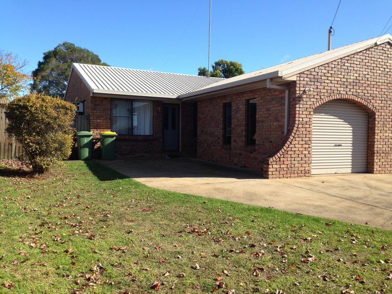 2 / 7 Kuhn Street, Kearneys Spring