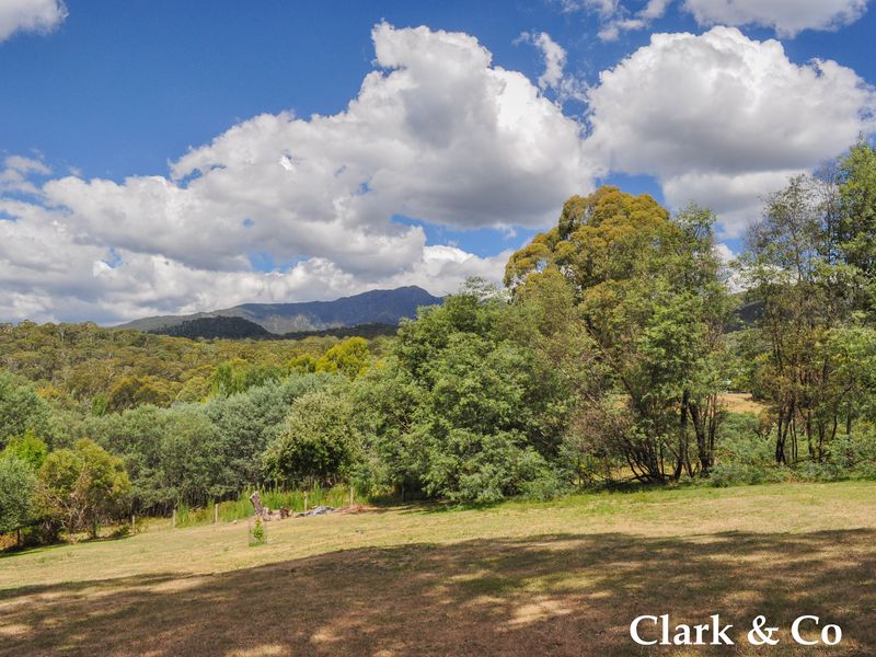 11 Alpine Ridge Drive, Merrijig