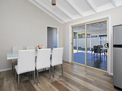 114 Pine Creek Circuit, St Clair