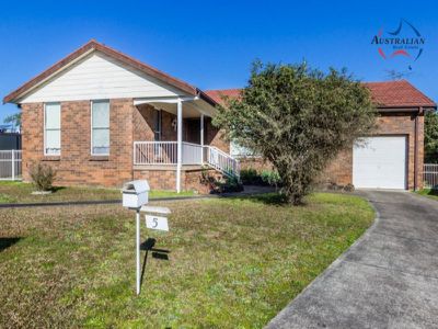 5 Bartok Grove, St Clair