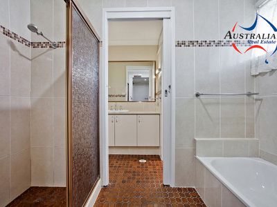 206 Bennett Road, St Clair