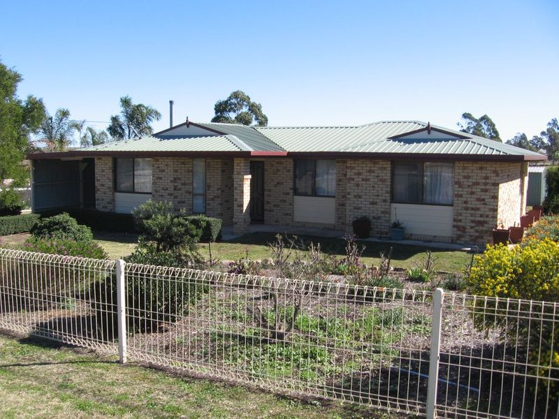 4 Balfour Street, Wyreema