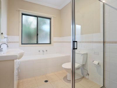 14B Omeo Street, St Clair