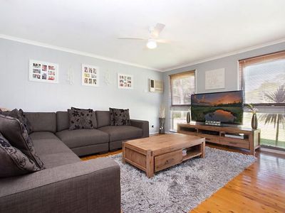 4 Belbowrie Glen, St Clair