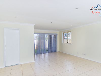 6 Geewan Place, Claremont Meadows