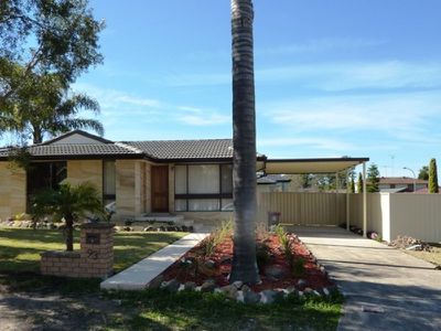 93 Pine Creek Circuit, St Clair