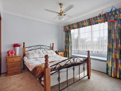 60 Explorers Way, St Clair