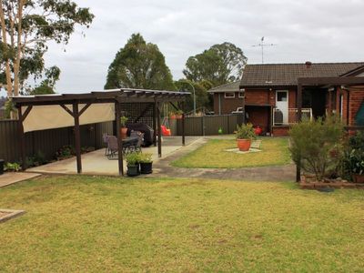 17 Benaud Court, St Clair