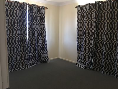 1 / 4 Oakleigh Street, Rockville