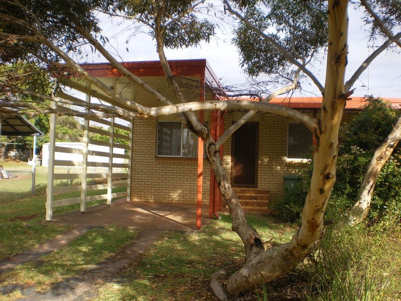 2 / 63 Noll Street, Kearneys Spring