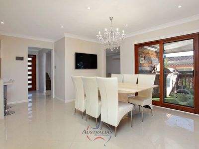 36 Arundel Park Drive, St Clair