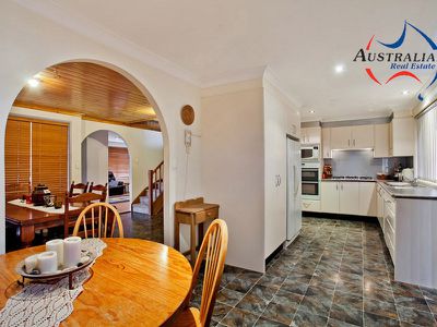 9 Barossa Close, St Clair