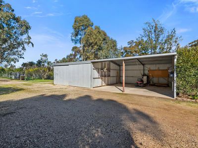 155 Yellow Box Road, Hilldene