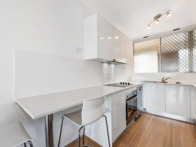 34 / 3 Gallimore Avenue, Balmain East