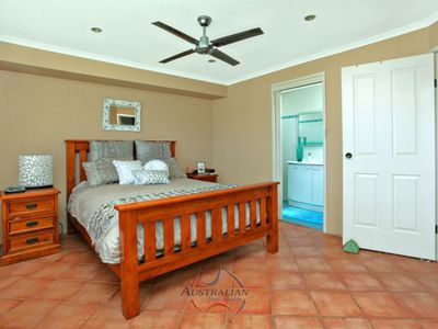 4 Newark Place, St Clair