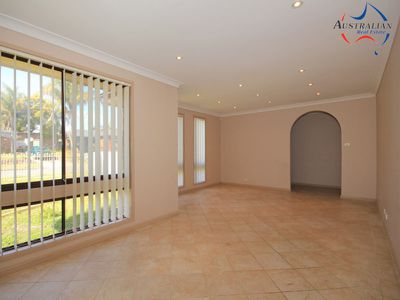 54 Menzies Circuit, St Clair