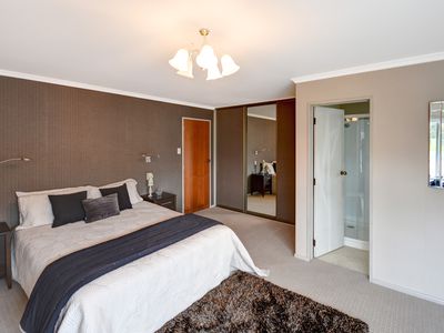 32 Lynas Street, Outram