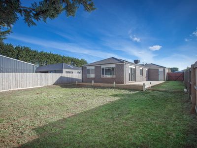 6 Mary Court, Lancefield