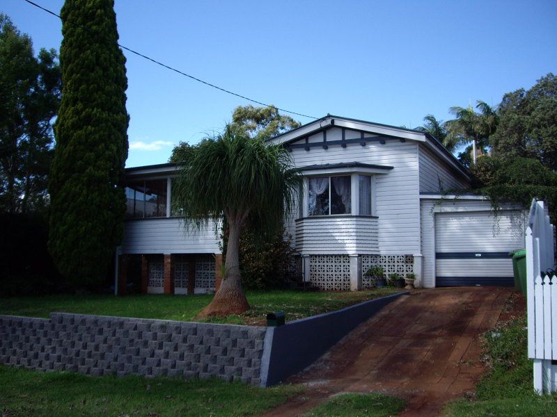 292 Hume Street, Centenary Heights
