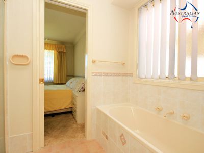 5 Rochford Street, St Clair