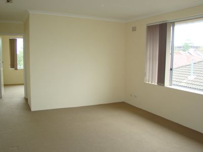 6 / 30 East Crescent Street, Mcmahons Point