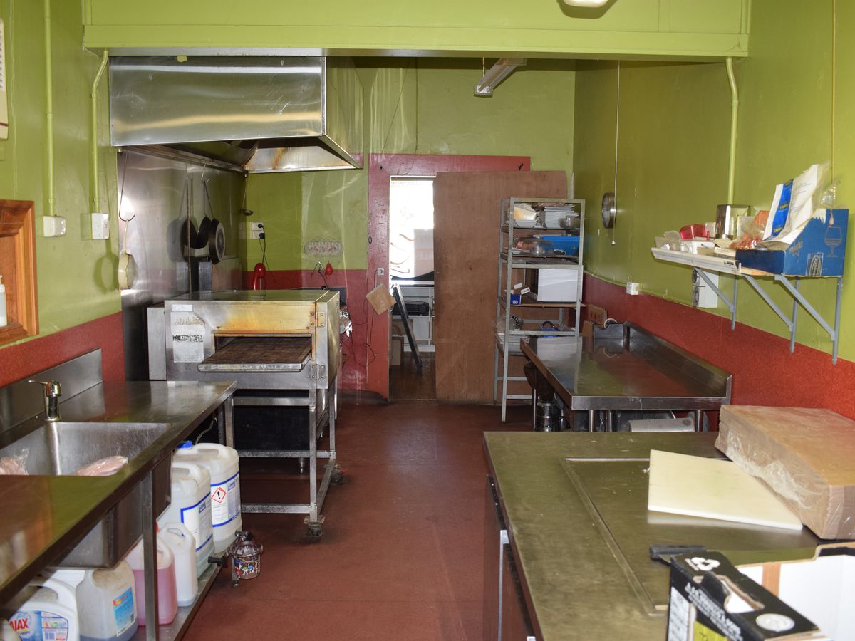 56 - 60 High Street, Charlton