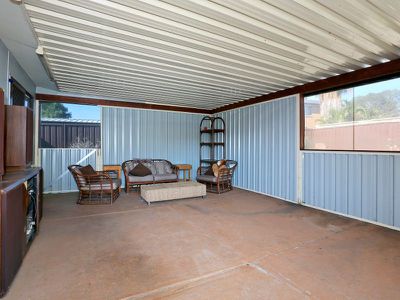 5 Moore Street, St Clair